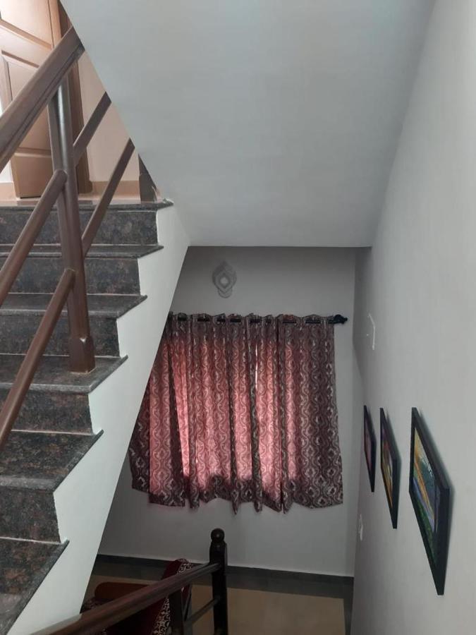 Barefootbay - Villa With Private Beach Access Ченнаї Екстер'єр фото